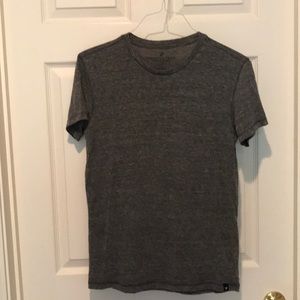 American Eagle gray tee